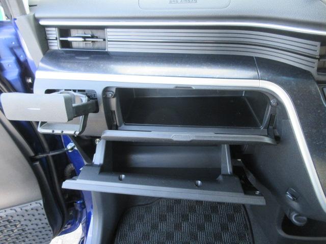 ムーヴ カスタム　ＲＳ　ハイパーＳＡＩＩ　ツートンカラー　ＩＣターボ　ブレーキサポート　車線逸脱警報　先行車発進警報　ＳＤナビ　フルセグＴＶ　バックカメラ　ＥＴＣ　ＬＥＤオートヘッドライト　ＬＥＤフォグライト　ハーフレザー（50枚目）