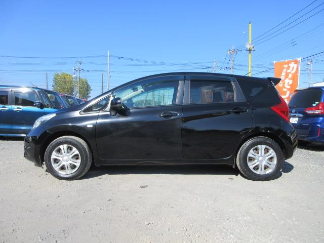 ノート Ｘ　車検２年付き　雹害　ＳＤナビ　Ｂｌｕｅｔｏｏｔｈ　フルセグＴＶ　ＥＴＣ　アイドリングストップ　スマートキー　プッシュスタート（9枚目）