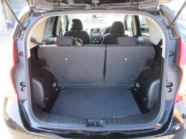 ノート Ｘ　車検２年付き　雹害　ＳＤナビ　Ｂｌｕｅｔｏｏｔｈ　フルセグＴＶ　ＥＴＣ　アイドリングストップ　スマートキー　プッシュスタート（35枚目）