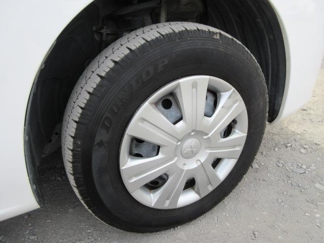 デリカバン DX 車検1年付き 1オーナー車 キーレスキー スペアキー ヘッドライトレベライザー AM・FMラジオ AUX付 両側スライドドア(10枚目)