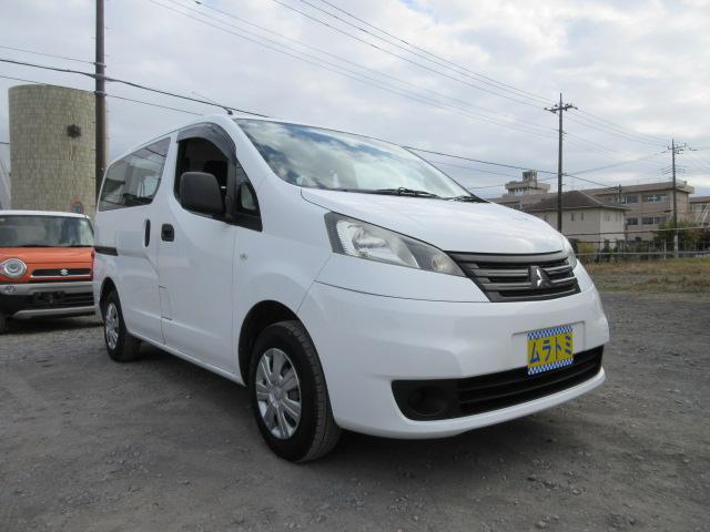 デリカバン DX 車検1年付き 1オーナー車 キーレスキー スペアキー ヘッドライトレベライザー AM・FMラジオ AUX付 両側スライドドア(13枚目)