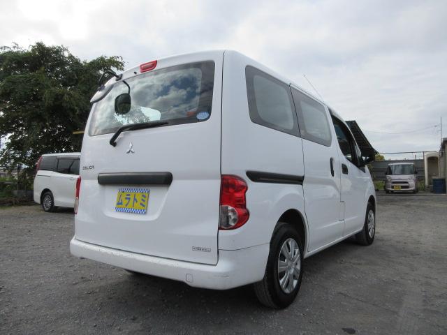 デリカバン DX 車検1年付き 1オーナー車 キーレスキー スペアキー ヘッドライトレベライザー AM・FMラジオ AUX付 両側スライドドア(14枚目)