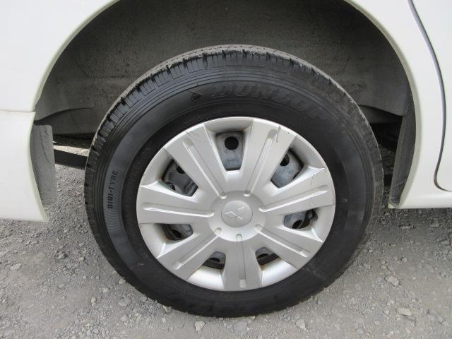 デリカバン DX 車検1年付き 1オーナー車 キーレスキー スペアキー ヘッドライトレベライザー AM・FMラジオ AUX付 両側スライドドア(19枚目)