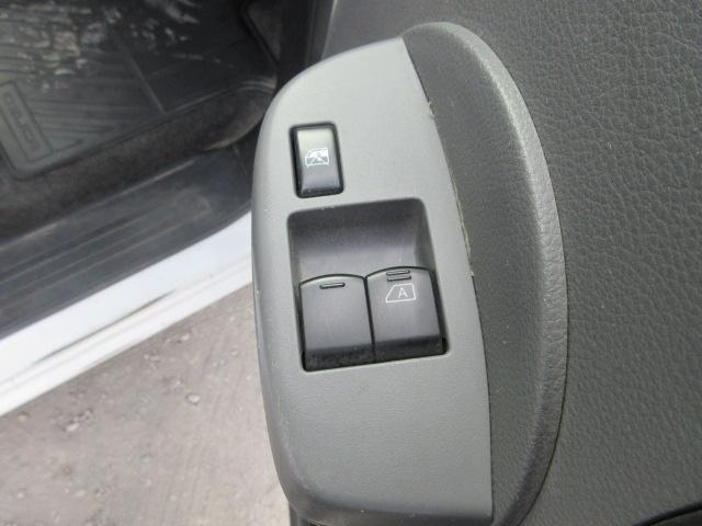 デリカバン DX 車検1年付き 1オーナー車 キーレスキー スペアキー ヘッドライトレベライザー AM・FMラジオ AUX付 両側スライドドア(27枚目)