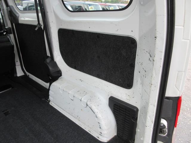 デリカバン DX 車検1年付き 1オーナー車 キーレスキー スペアキー ヘッドライトレベライザー AM・FMラジオ AUX付 両側スライドドア(36枚目)