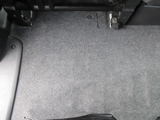 デリカバン DX 車検1年付き 1オーナー車 キーレスキー スペアキー ヘッドライトレベライザー AM・FMラジオ AUX付 両側スライドドア(39枚目)