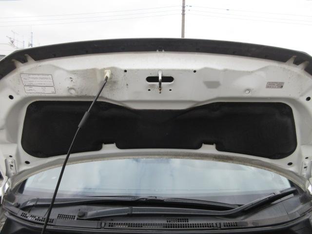 ステップワゴンスパーダ Z インターナビセレクション 車検2年付き 後期型 8人 HDDナビ フルセグTV バックカメラ 天井モニター ETC 両側電動スライドドア ガラスフィルム貼 HIDオートヘッドライト フォグライト アイドリングストップ(17枚目)