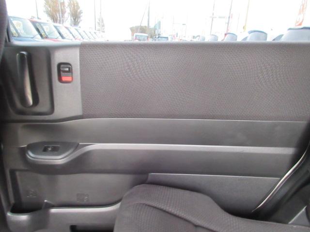 ステップワゴンスパーダ Z インターナビセレクション 車検2年付き 後期型 8人 HDDナビ フルセグTV バックカメラ 天井モニター ETC 両側電動スライドドア ガラスフィルム貼 HIDオートヘッドライト フォグライト アイドリングストップ(39枚目)