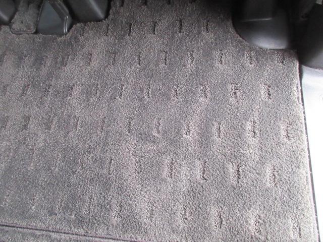 ステップワゴンスパーダ Z インターナビセレクション 車検2年付き 後期型 8人 HDDナビ フルセグTV バックカメラ 天井モニター ETC 両側電動スライドドア ガラスフィルム貼 HIDオートヘッドライト フォグライト アイドリングストップ(41枚目)