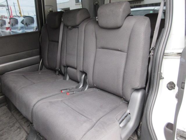 ステップワゴンスパーダ Z インターナビセレクション 車検2年付き 後期型 8人 HDDナビ フルセグTV バックカメラ 天井モニター ETC 両側電動スライドドア ガラスフィルム貼 HIDオートヘッドライト フォグライト アイドリングストップ(48枚目)