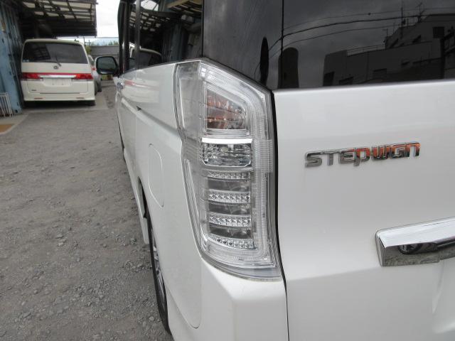 ステップワゴンスパーダ Z インターナビセレクション 車検2年付き 後期型 8人 HDDナビ フルセグTV バックカメラ 天井モニター ETC 両側電動スライドドア ガラスフィルム貼 HIDオートヘッドライト フォグライト アイドリングストップ(61枚目)