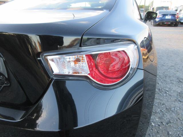 ８６ Ｇ　ＭＴモードオートマ　メモリーナビ　ＢｌｕｅｔｏｏｔｈフルセグＴＶ　バックカメラ　ＥＴＣ　キーレスキー　サイドエアバック　ＨＩＤオートヘッドライト　純正１６インチアルミホイール（34枚目）