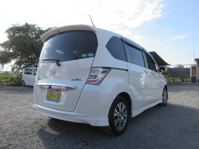 フリードハイブリッド ジャストセレクション　車検２年付き　大画面メモリナビ　フルセグＴＶ　バックカメラ　ＥＴＣ　ハーフレザーシート　両側電動スライドドア　クルーズコントロール　純正１５インチアルミホイール（18枚目）