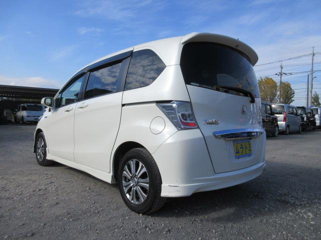 フリードハイブリッド ジャストセレクション　車検２年付き　大画面メモリナビ　フルセグＴＶ　バックカメラ　ＥＴＣ　ハーフレザーシート　両側電動スライドドア　クルーズコントロール　純正１５インチアルミホイール（19枚目）