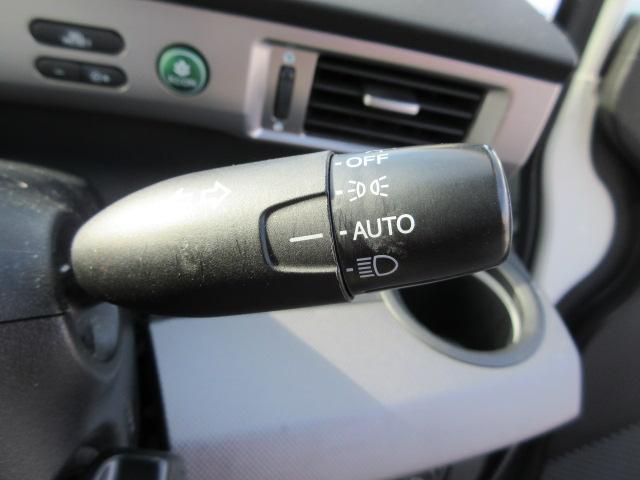 フリードハイブリッド ジャストセレクション　車検２年付き　大画面メモリナビ　フルセグＴＶ　バックカメラ　ＥＴＣ　ハーフレザーシート　両側電動スライドドア　クルーズコントロール　純正１５インチアルミホイール（31枚目）