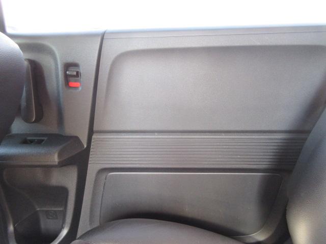 フリードハイブリッド ジャストセレクション　車検２年付き　大画面メモリナビ　フルセグＴＶ　バックカメラ　ＥＴＣ　ハーフレザーシート　両側電動スライドドア　クルーズコントロール　純正１５インチアルミホイール（36枚目）