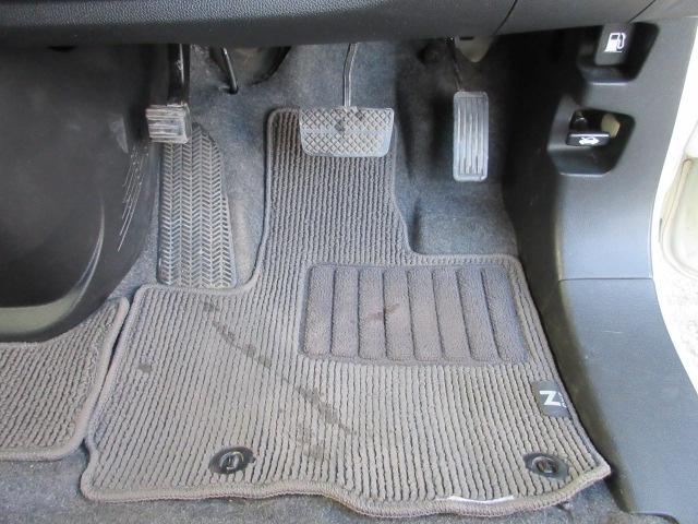 Ｎ－ＯＮＥ プレミアム　ツアラー・Ｌパッケージ　車検２年付き　ターボ　ＳＤナビ　ＢｌｕｅｔｏｏｔｈフルセグＴＶ　バックカメラ　クルーズコントロール　純正１５インチアルミホイール　パドルシフト　ＨＩＤオートヘッドライト　フォグライト（27枚目）