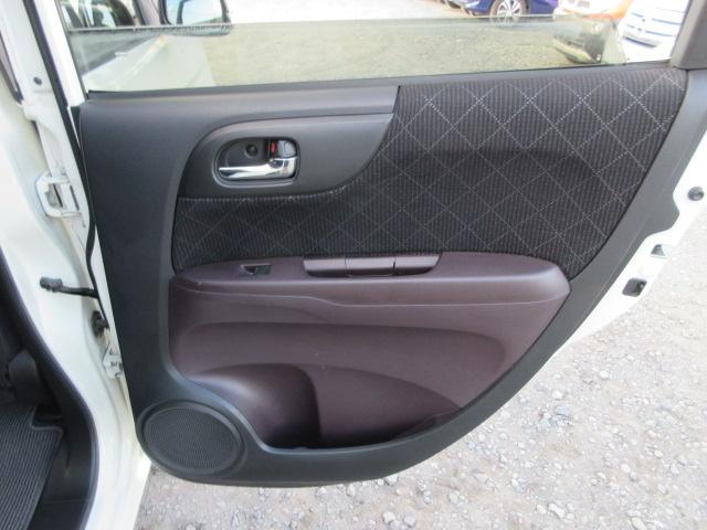 Ｎ－ＯＮＥ プレミアム　ツアラー・Ｌパッケージ　車検２年付き　ターボ　ＳＤナビ　ＢｌｕｅｔｏｏｔｈフルセグＴＶ　バックカメラ　クルーズコントロール　純正１５インチアルミホイール　パドルシフト　ＨＩＤオートヘッドライト　フォグライト（41枚目）