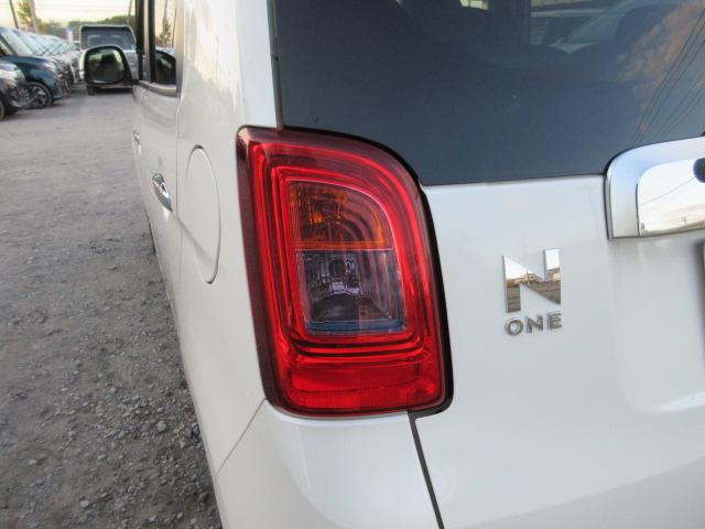 Ｎ－ＯＮＥ プレミアム　ツアラー・Ｌパッケージ　車検２年付き　ターボ　ＳＤナビ　ＢｌｕｅｔｏｏｔｈフルセグＴＶ　バックカメラ　クルーズコントロール　純正１５インチアルミホイール　パドルシフト　ＨＩＤオートヘッドライト　フォグライト（63枚目）