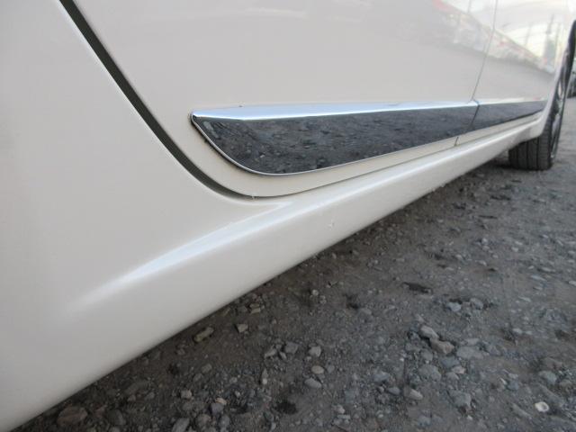 Ｎ－ＯＮＥ プレミアム　ツアラー・Ｌパッケージ　車検２年付き　ターボ　ＳＤナビ　ＢｌｕｅｔｏｏｔｈフルセグＴＶ　バックカメラ　クルーズコントロール　純正１５インチアルミホイール　パドルシフト　ＨＩＤオートヘッドライト　フォグライト（68枚目）