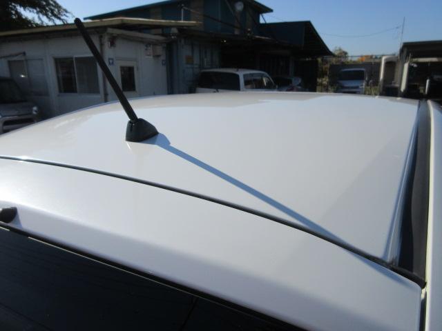 フィットハイブリッド スマートセレクション 車検2年付き メモリナビ BluetoothフルセグTV バックカメラ ETC スマートキー クルーズコントロール HIDオートヘッドライト アイドリングストップ(10枚目)