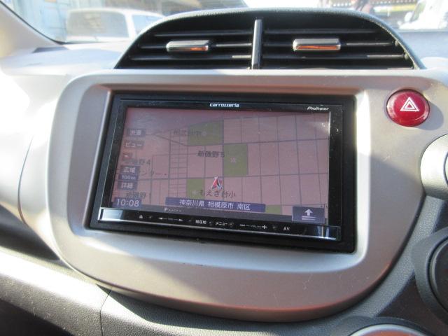 フィットハイブリッド スマートセレクション 車検2年付き メモリナビ BluetoothフルセグTV バックカメラ ETC スマートキー クルーズコントロール HIDオートヘッドライト アイドリングストップ(17枚目)