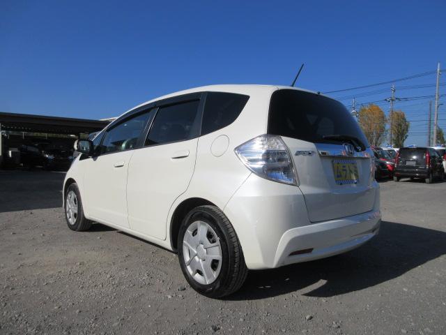 フィットハイブリッド スマートセレクション 車検2年付き メモリナビ BluetoothフルセグTV バックカメラ ETC スマートキー クルーズコントロール HIDオートヘッドライト アイドリングストップ(23枚目)