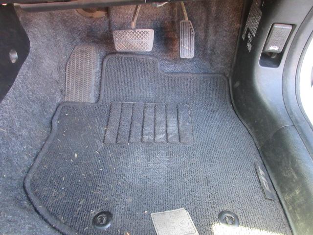 フィットハイブリッド スマートセレクション 車検2年付き メモリナビ BluetoothフルセグTV バックカメラ ETC スマートキー クルーズコントロール HIDオートヘッドライト アイドリングストップ(30枚目)