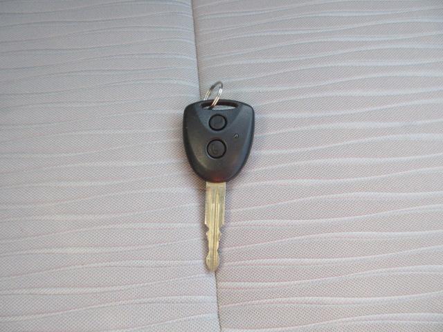 ピクシスエポック Ｌ　ＳＡＩＩＩ　車検２年付き　ブレーキサポート　車線逸脱警報　先行車発進警報　オートハイビーム　ＳＤナビ　Ｂｌｕｅｔｏｏｔｈ　ワンセグＴＶ　バックカメラ　ＥＴＣ　クリアランスソナー　アイドリングストップ（36枚目）