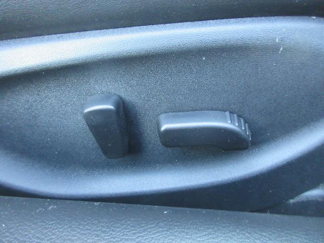 スカイライン 200GT-t 車検2年付き HKSマフラー BLITZ車高調 社外19インチアルミホイール ガラスフィルム貼 HDDナビ BluetoothフルセグTV バックカメラ ETC ハーフレザー 電動シート(40枚目)