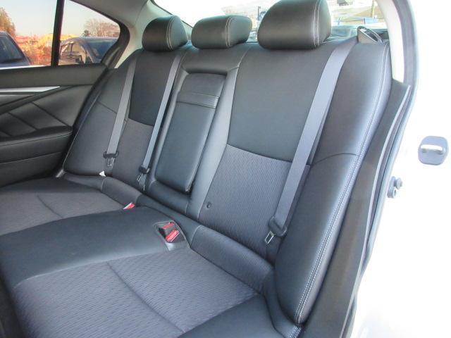 スカイライン 200GT-t 車検2年付き HKSマフラー BLITZ車高調 社外19インチアルミホイール ガラスフィルム貼 HDDナビ BluetoothフルセグTV バックカメラ ETC ハーフレザー 電動シート(49枚目)