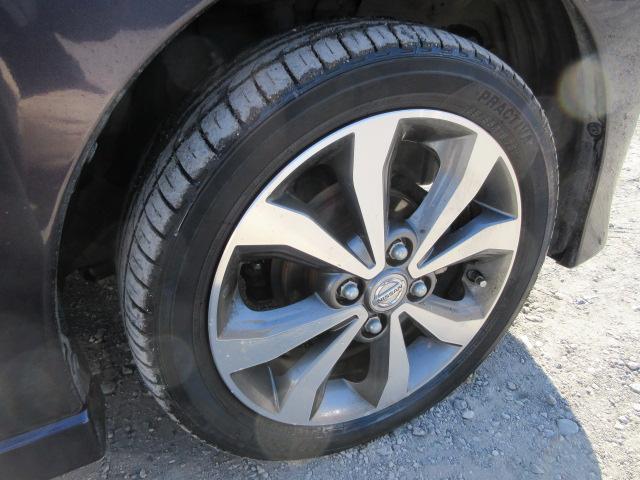 デイズルークス ハイウェイスター　Ｘ　Ｖセレクション　車検２年付き　ブレーキサポート　ＳＤナビ　ＢｌｕｅｔｏｏｔｈフルセグＴＶ　全周囲カメラ　純正１５インチアルミホイール　両側電動スライドドア　バッテリーアシストシステム（11枚目）