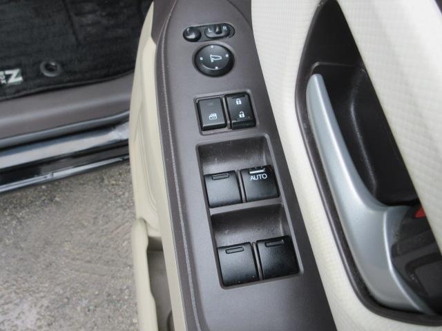 Ｎ－ＢＯＸ Ｇ・Ｌホンダセンシング　ＬＫＡＳ　ブレーキサポート　レーンキープ　標識認識機能　先行車発進警報　オートハイビーム　ＳＤナビ　フルセグＴＶ　バックカメラ　ＥＴＣ　両側電動スライドドア　ＬＥＤオートヘッドライト（38枚目）