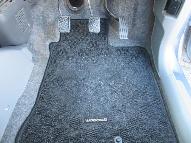 ワゴンＲ ＦＸ　車検２年付き　５ＭＴシフト　ＣＤデッキ　キーレスキー　電動格納ミラー　ヘッドライトレベライザー（27枚目）