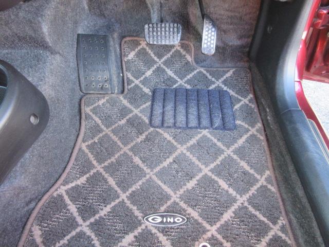 ミラジーノ ミニライト　車検２年付き　ＭＯＭＯ革巻ステアリング　純正１５インチアルミホイール　ＨＩＤヘッドライト　フォグライト　ＣＤデッキ　キーレスキー（27枚目）