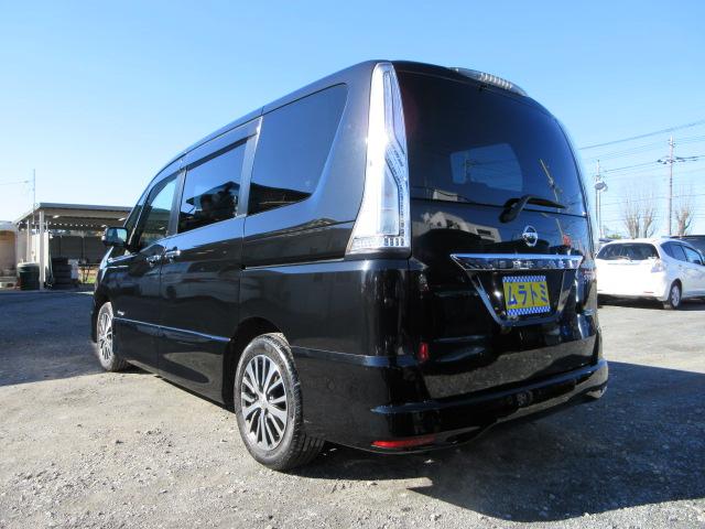 セレナ ハイウェイスターＳ－ＨＶアドバンスドセーフティパック　後期型　ブレーキサポート　車線逸脱警報　クリアランスソナー　天井モニター　ＳＤナビ　Ｂｌｕｅｔｏｏｔｈ　フルセグＴＶ　全周囲カメラ　ＥＴＣ　両側電動スライドドア　純正１６インチアルミホイール（19枚目）