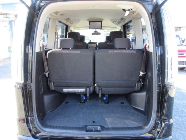 セレナ ハイウェイスターＳ－ＨＶアドバンスドセーフティパック　後期型　ブレーキサポート　車線逸脱警報　クリアランスソナー　天井モニター　ＳＤナビ　Ｂｌｕｅｔｏｏｔｈ　フルセグＴＶ　全周囲カメラ　ＥＴＣ　両側電動スライドドア　純正１６インチアルミホイール（46枚目）