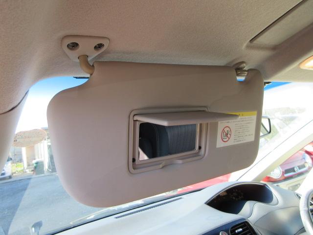 セレナ ハイウェイスターＳ－ＨＶアドバンスドセーフティパック　後期型　ブレーキサポート　車線逸脱警報　クリアランスソナー　天井モニター　ＳＤナビ　Ｂｌｕｅｔｏｏｔｈ　フルセグＴＶ　全周囲カメラ　ＥＴＣ　両側電動スライドドア　純正１６インチアルミホイール（60枚目）