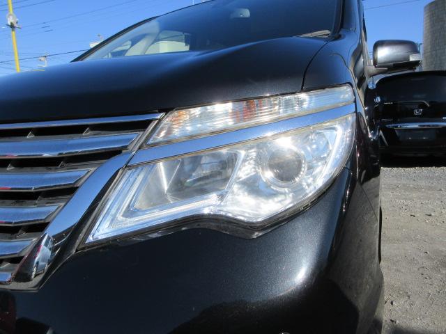 セレナ ハイウェイスターＳ－ＨＶアドバンスドセーフティパック　後期型　ブレーキサポート　車線逸脱警報　クリアランスソナー　天井モニター　ＳＤナビ　Ｂｌｕｅｔｏｏｔｈ　フルセグＴＶ　全周囲カメラ　ＥＴＣ　両側電動スライドドア　純正１６インチアルミホイール（62枚目）