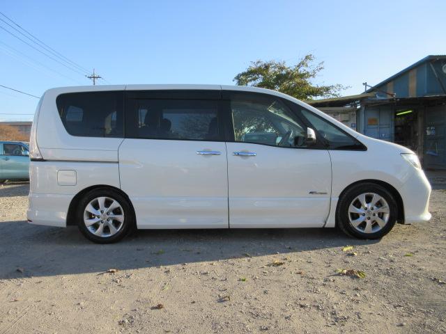 セレナ ハイウェイスター　Ｓ－ハイブリッド　車検２年付き　ＴＥＩＮ車高調　ＨＫＳマフラー　天井モニター　ＳＤナビ　ＢｌｕｅｔｏｏｔｈフルセグＴＶ　バックカメラ　ＥＴＣ　左電動スライドドア　１６インチアルミホイール　クルーズコントロール（9枚目）