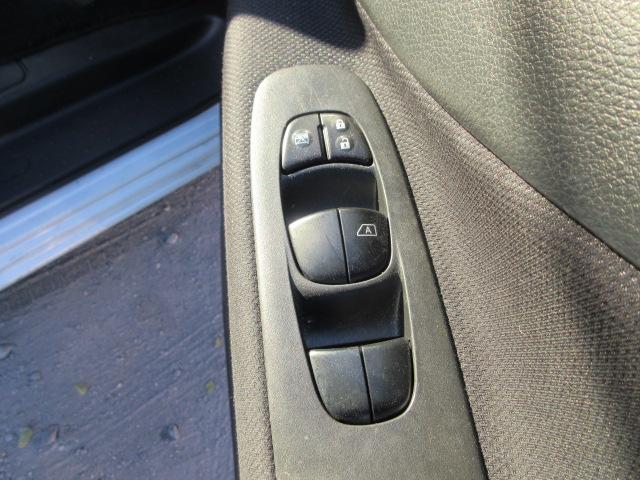 セレナ ハイウェイスター　Ｓ－ハイブリッド　車検２年付き　ＴＥＩＮ車高調　ＨＫＳマフラー　天井モニター　ＳＤナビ　ＢｌｕｅｔｏｏｔｈフルセグＴＶ　バックカメラ　ＥＴＣ　左電動スライドドア　１６インチアルミホイール　クルーズコントロール（34枚目）