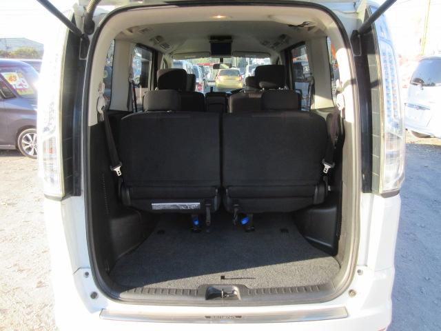 セレナ ハイウェイスター　Ｓ－ハイブリッド　車検２年付き　ＴＥＩＮ車高調　ＨＫＳマフラー　天井モニター　ＳＤナビ　ＢｌｕｅｔｏｏｔｈフルセグＴＶ　バックカメラ　ＥＴＣ　左電動スライドドア　１６インチアルミホイール　クルーズコントロール（44枚目）