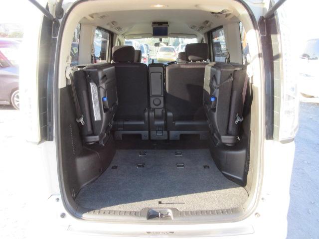 セレナ ハイウェイスター　Ｓ－ハイブリッド　車検２年付き　ＴＥＩＮ車高調　ＨＫＳマフラー　天井モニター　ＳＤナビ　ＢｌｕｅｔｏｏｔｈフルセグＴＶ　バックカメラ　ＥＴＣ　左電動スライドドア　１６インチアルミホイール　クルーズコントロール（46枚目）