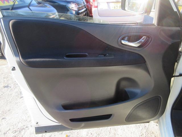 セレナ ハイウェイスター　Ｓ－ハイブリッド　車検２年付き　ＴＥＩＮ車高調　ＨＫＳマフラー　天井モニター　ＳＤナビ　ＢｌｕｅｔｏｏｔｈフルセグＴＶ　バックカメラ　ＥＴＣ　左電動スライドドア　１６インチアルミホイール　クルーズコントロール（55枚目）