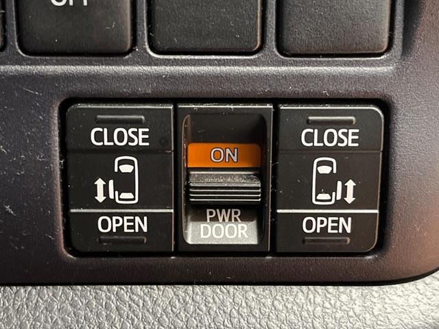 V 純正9型ナビ 禁煙車 両側電動ドア オートマチックハイビーム クルーズコントロール バックカメラ ビルトインETC LEDヘッドライト オートライト アイドリングストップ スマートキー(5枚目)