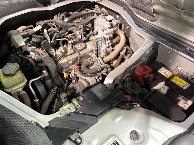 レジアスエースバン ロングＤＸ　ＧＬパッケージ　禁煙車　ＳＤナビ　衝突軽減装置　オートハイビーム　レーンキープ　３人乗り　ディーゼル　両側スライド　Ｂｌｕｅｔｏｏｔｈ　バックカメラ　プライバシーガラス　ＥＴＣ（23枚目）