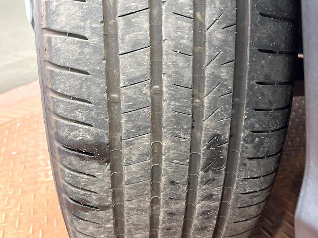 ＲＸ ＲＸ４５０ｈ　Ｆスポーツ　４ＷＤ　パノラマルーフ　純正１２型ナビ　全周囲カメラ　ブラインドスポットモニター　レーダークルーズ　電動リアゲート　黒革　シートベンチレーション　三眼ＬＥＤヘッド　純正２０アルミ　ＥＴＣ（27枚目）