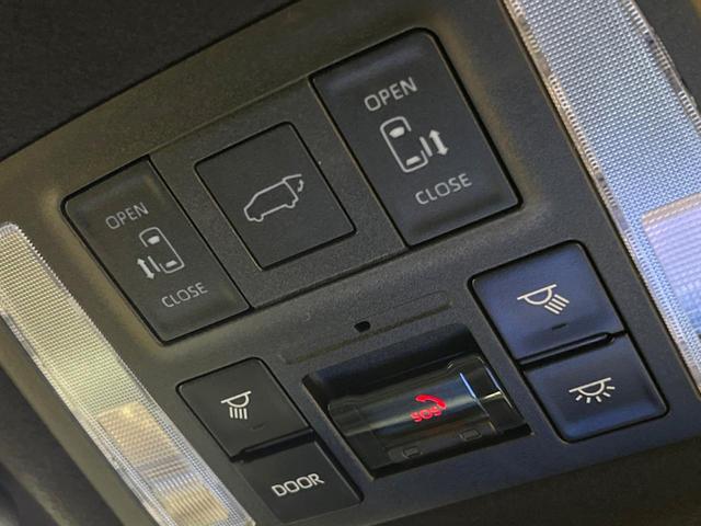 ヴォクシー ハイブリッドＳ－Ｚ　登録済未使用車　快適利便パック　ユニバーサルステップ　純正１０型ナビ　全周囲カメラ　ブラインドスポットモニター　レーダークルーズ　デジタルミラー　電動リアゲート　両側電動ドア　三眼ＬＥＤヘッド　ＥＴＣ（53枚目）