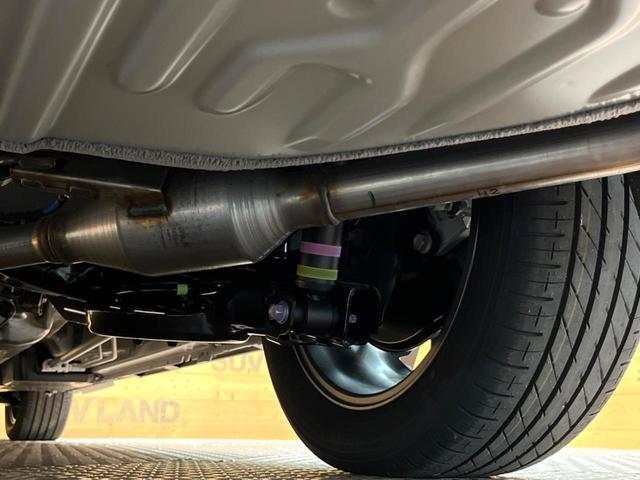 ヴォクシー ハイブリッドＳ－Ｚ　登録済未使用車　快適利便パック　ユニバーサルステップ　純正１０型ナビ　全周囲カメラ　ブラインドスポットモニター　レーダークルーズ　デジタルミラー　電動リアゲート　両側電動ドア　三眼ＬＥＤヘッド　ＥＴＣ（60枚目）