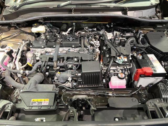 カローラクロス ハイブリッド　Ｚ　禁煙　ガラスルーフ　純正１０型ナビ　全周囲カメラ　ブラインドスポットモニター　レーダークルーズ　電動リアゲート　ハーフレザー　シートヒーター　ＬＥＤヘッド　オートハイビーム　純正１８アルミ　ＥＴＣ（19枚目）